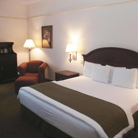 Hotel La Quinta By Wyndham Ft. Pierce Fort Pierce Exterior foto