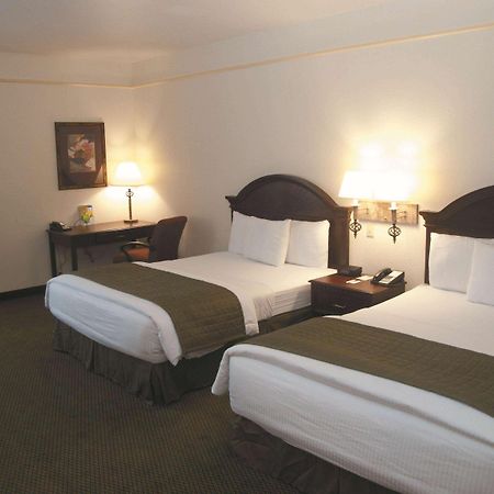 Hotel La Quinta By Wyndham Ft. Pierce Fort Pierce Exterior foto
