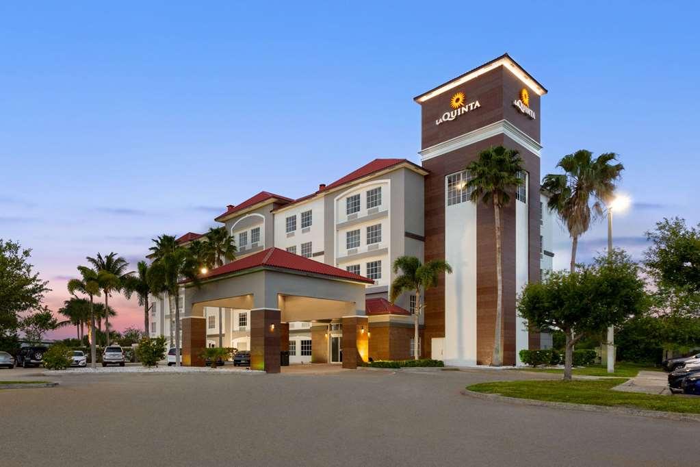 Hotel La Quinta By Wyndham Ft. Pierce Fort Pierce Exterior foto